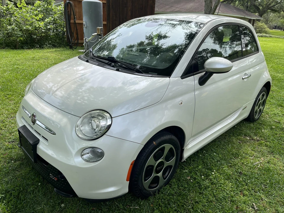 2015 Fiat 500 - Image 8 of 31