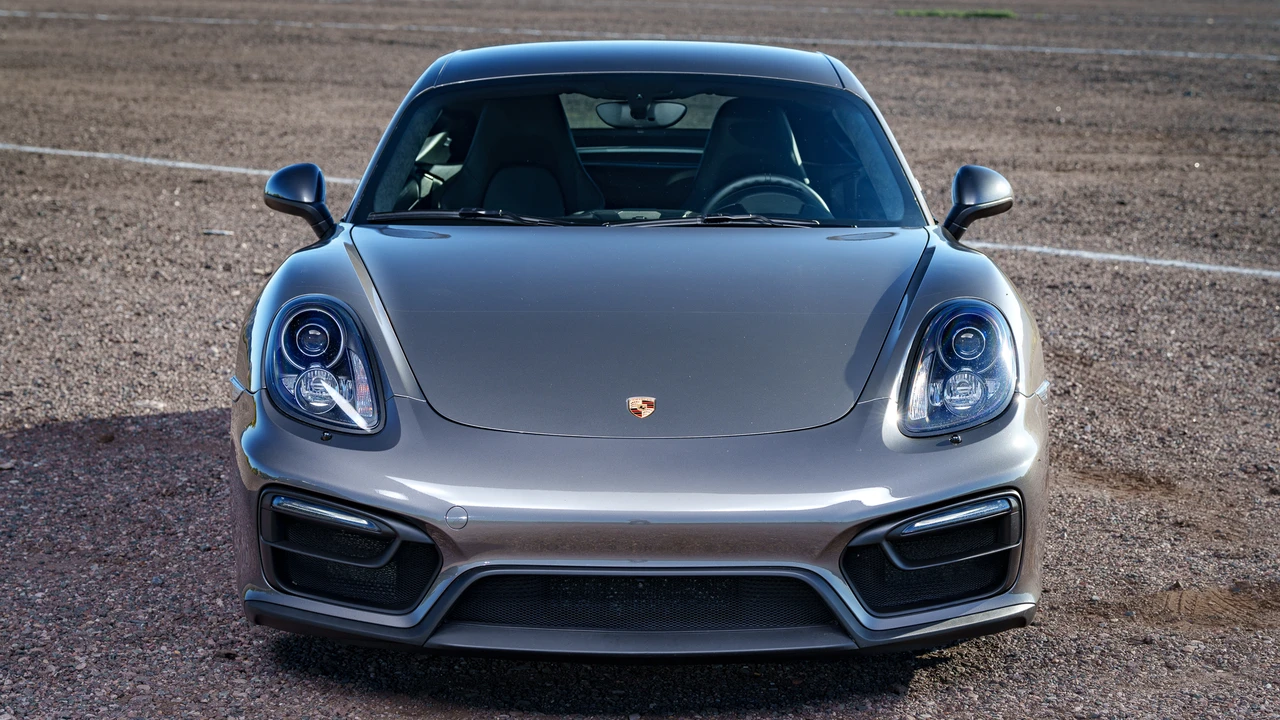 2015 Porsche 981 Cayman GTS - Image 10 of 31