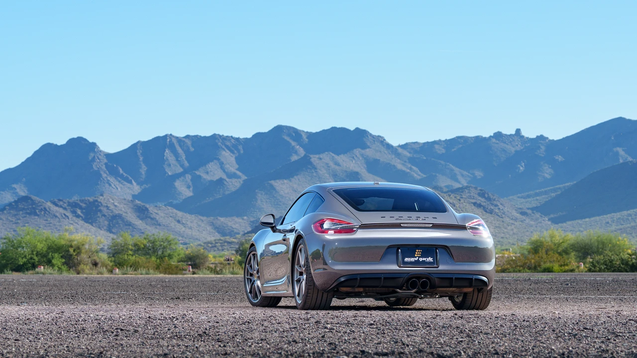 2015 Porsche 981 Cayman GTS - Image 25 of 31