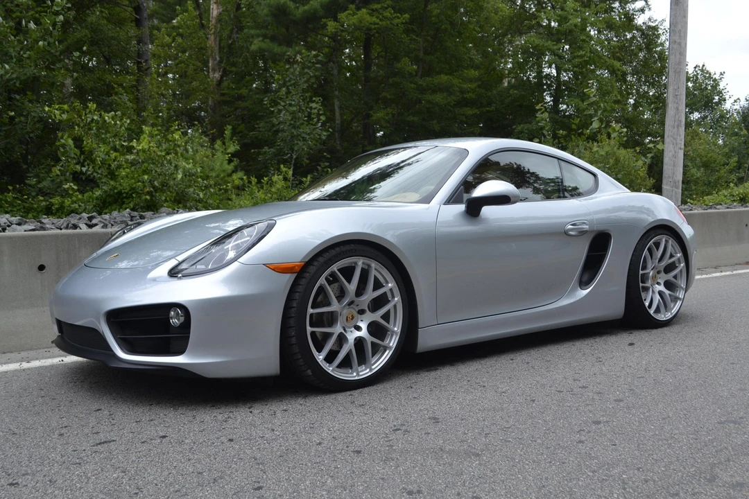 2015 Porsche 981 Cayman - Image 9 of 31