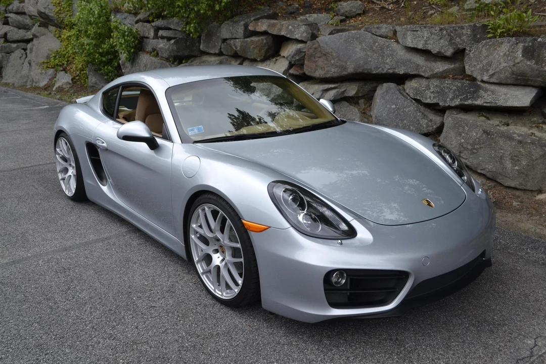 2015 Porsche 981 Cayman - Image 25 of 31