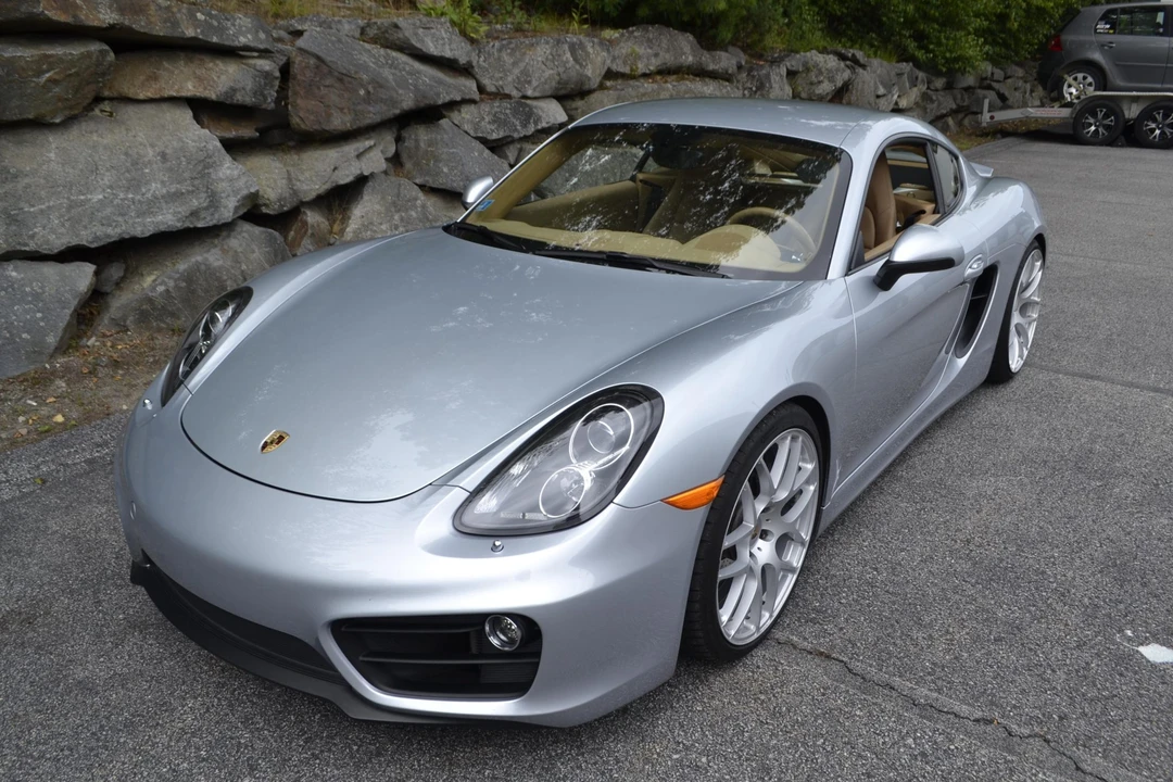 2015 Porsche 981 Cayman - Image 3 of 31