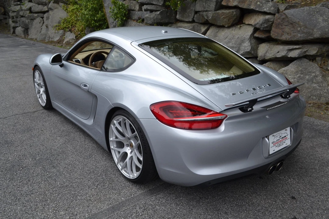 2015 Porsche 981 Cayman - Image 16 of 31