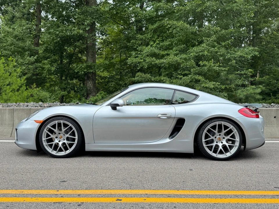 2015 Porsche 981 Cayman - Image 12 of 31