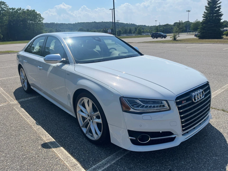 2016 Audi D4 S8 - Image 4 of 31