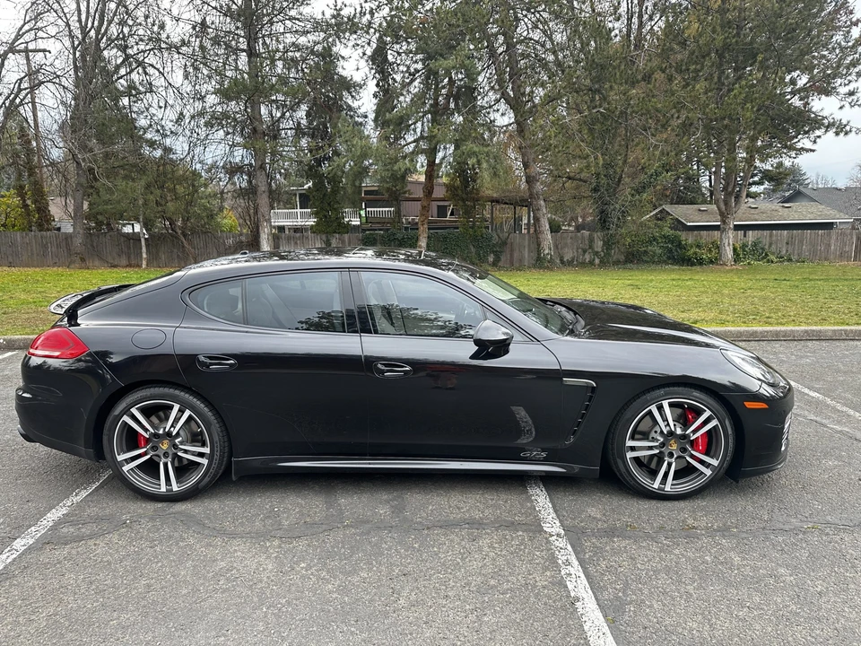 2016 Porsche 970 Panamera GTS - Image 18 of 31