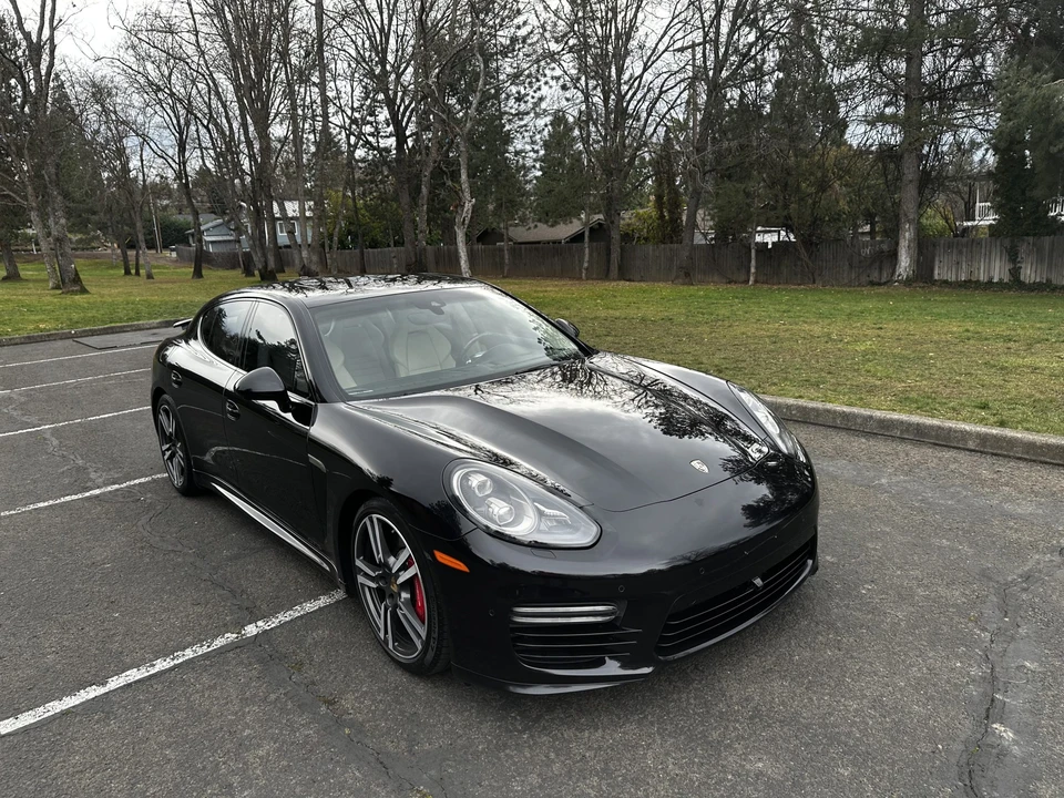 2016 Porsche 970 Panamera GTS - Image 27 of 31