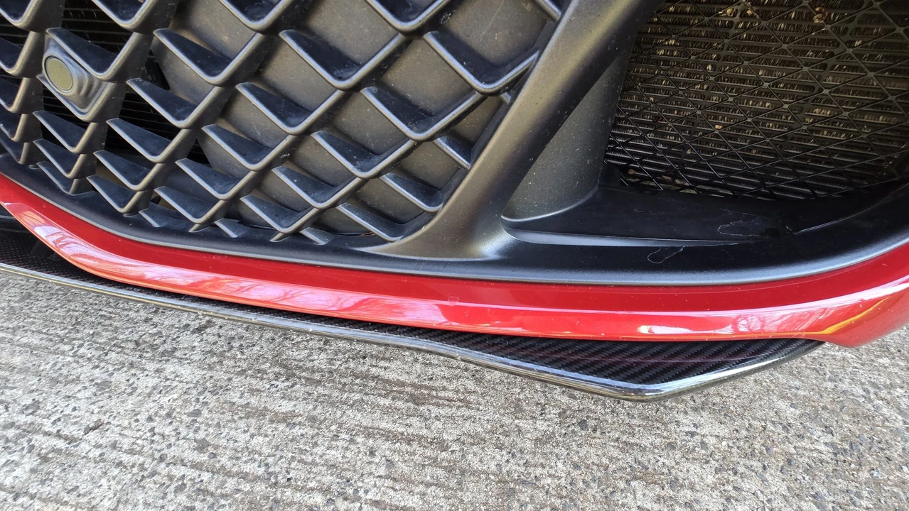 2017 Alfa Romeo Giulia Quadrifoglio - Image 25 of 31