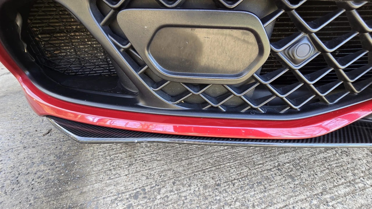 2017 Alfa Romeo Giulia Quadrifoglio - Image 23 of 31