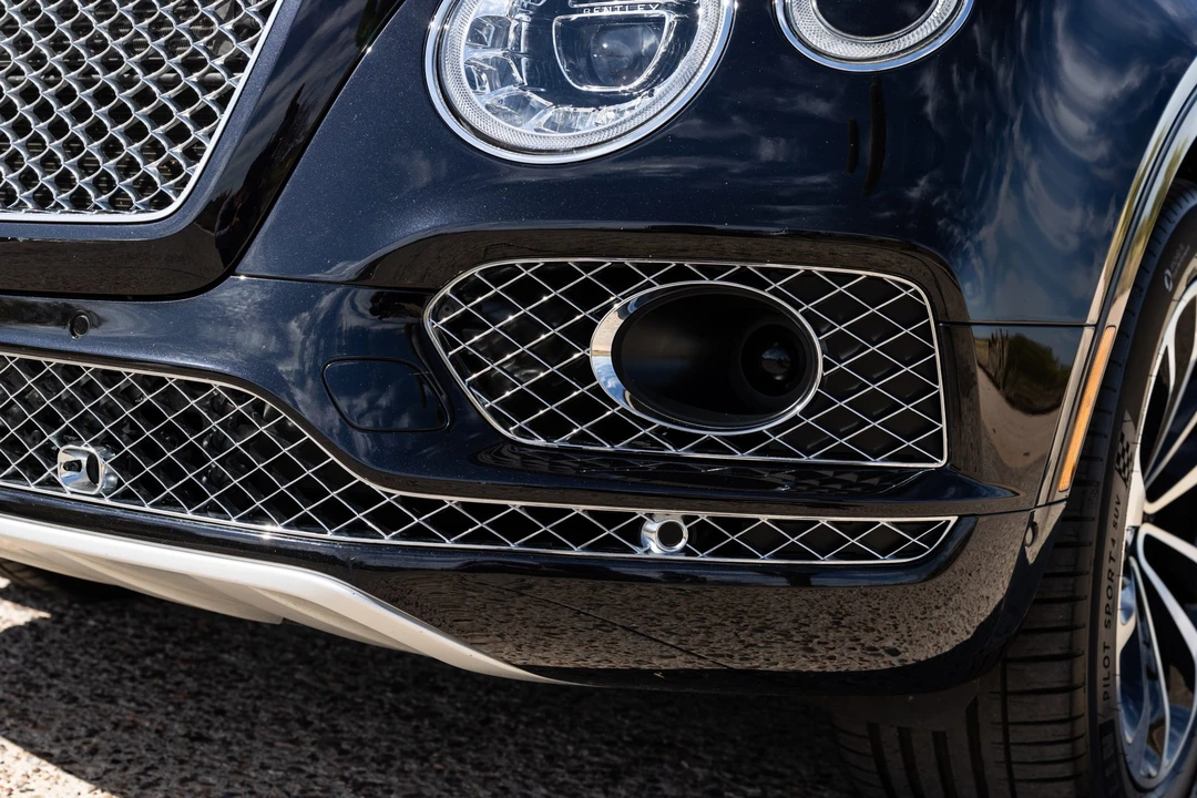 2017 Bentley Bentayga - Image 18 of 31