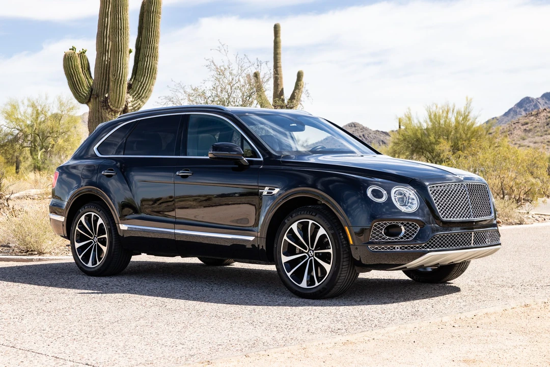 2017 Bentley Bentayga - Image 6 of 31