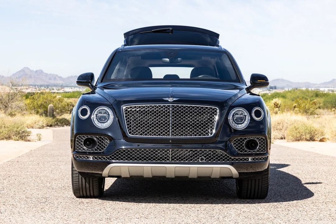 2017 Bentley Bentayga - Image 5 of 31