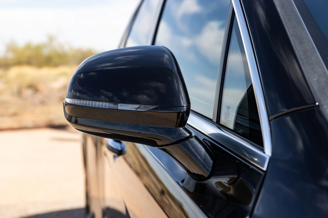 2017 Bentley Bentayga - Image 24 of 31