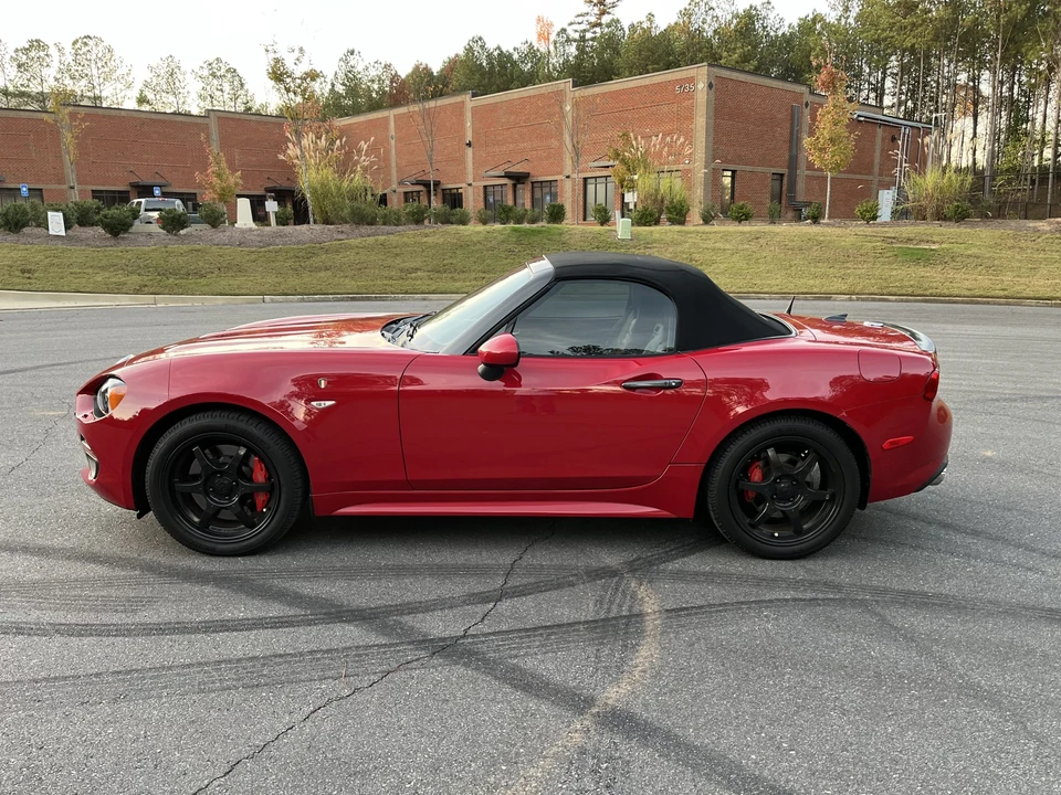 2017 Fiat 124 Spider - Image 20 of 31