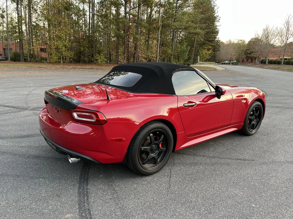 2017 Fiat 124 Spider - Image 23 of 31