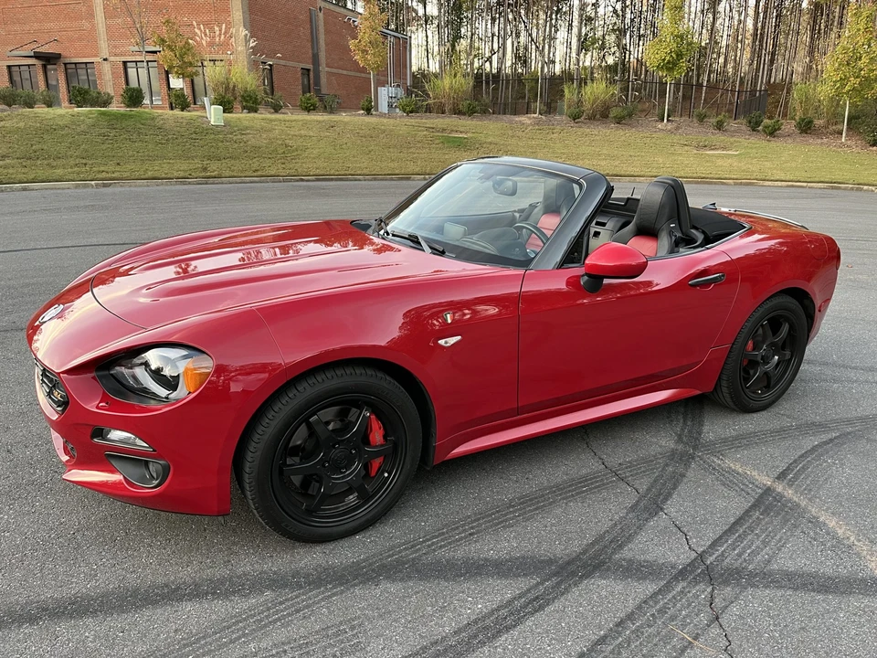 2017 Fiat 124 Spider - Image 6 of 31