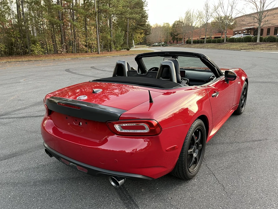 2017 Fiat 124 Spider - Image 12 of 31