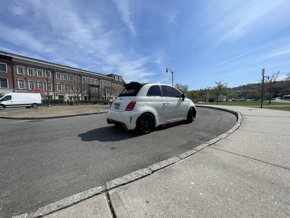 2017 Fiat Abarth 500 - Image 27 of 31