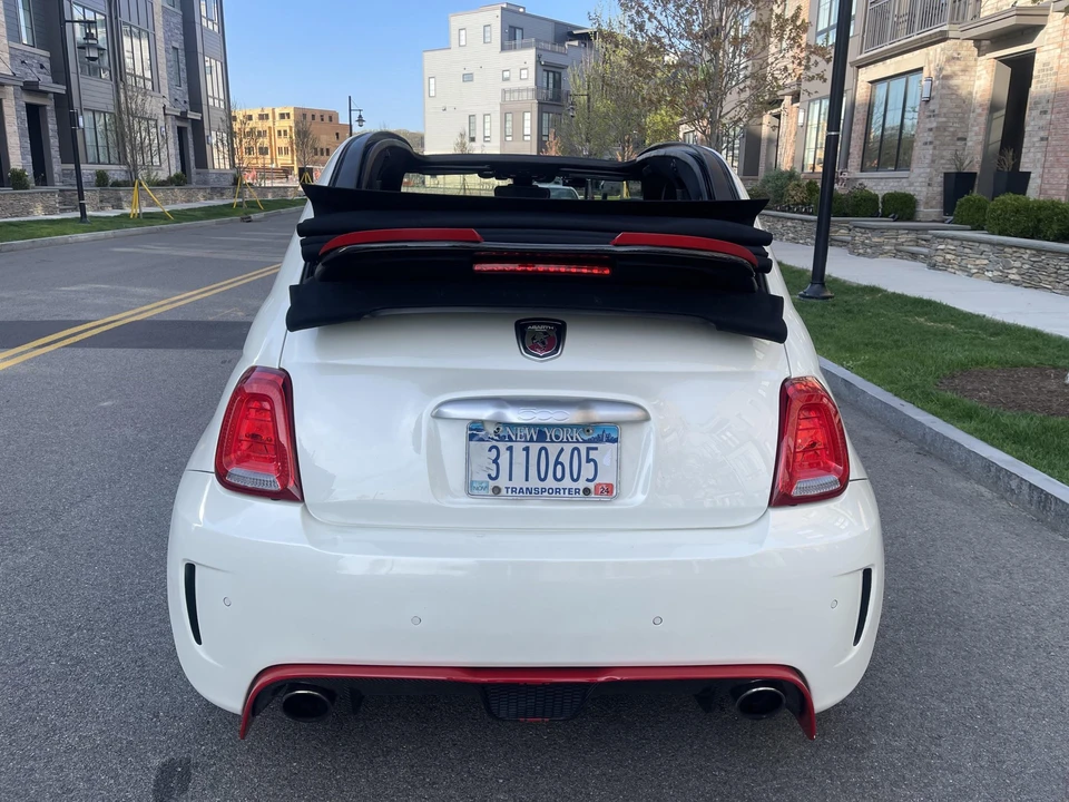 2017 Fiat Abarth 500 - Image 16 of 31