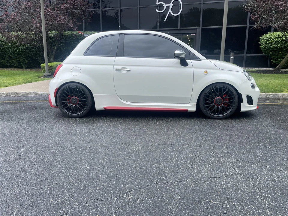 2017 Fiat Abarth 500 - Image 5 of 31
