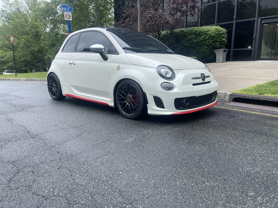 2017 Fiat Abarth 500 - Image 4 of 31