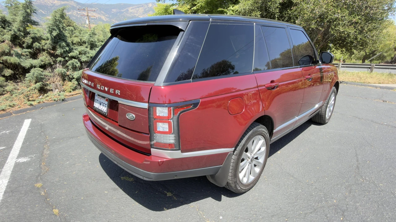 2017 Land Rover Range Rover L405 - Image 12 of 31