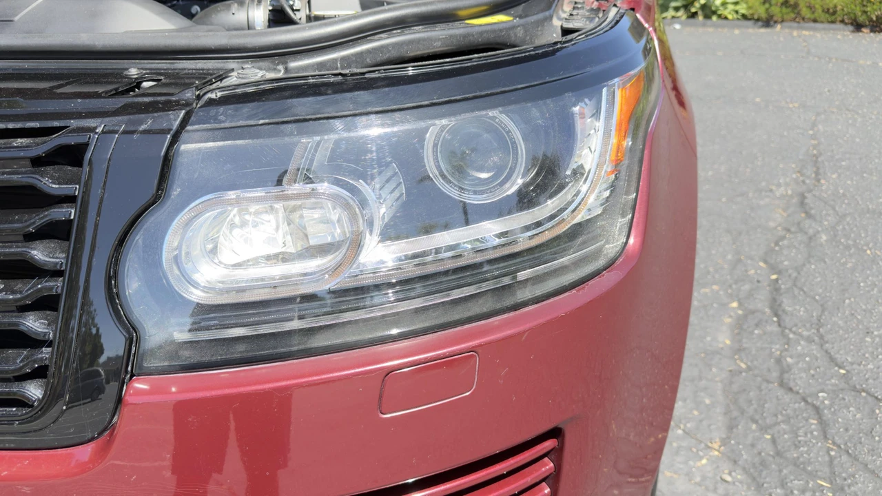 2017 Land Rover Range Rover L405 - Image 24 of 31
