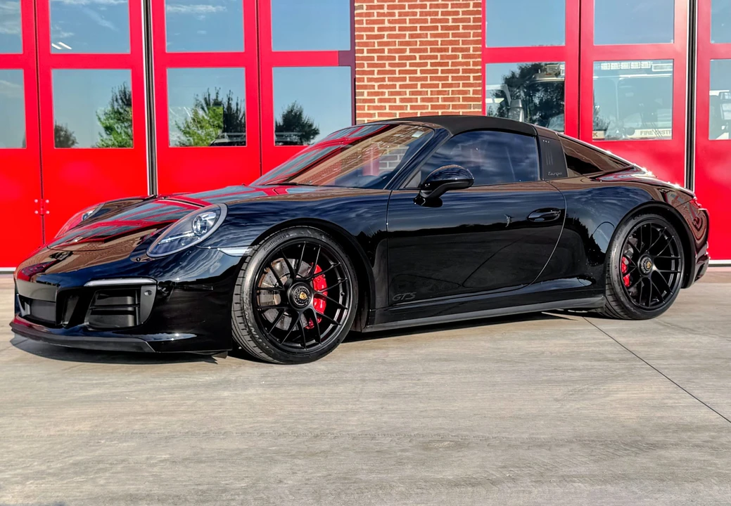 2017 Porsche 991 Targa 4 GTS - Image 2 of 31