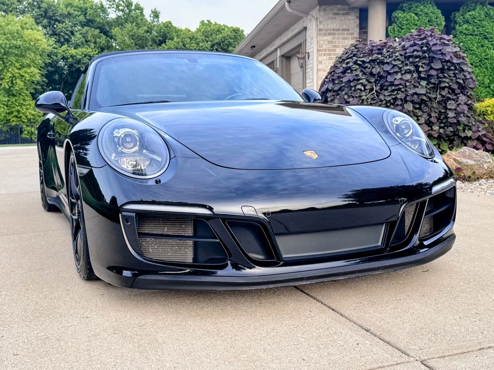 2017 Porsche 991 Targa 4 GTS - Image 16 of 31