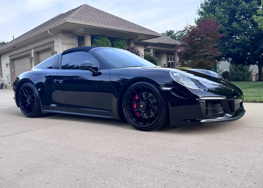 2017 Porsche 991 Targa 4 GTS - Image 19 of 31