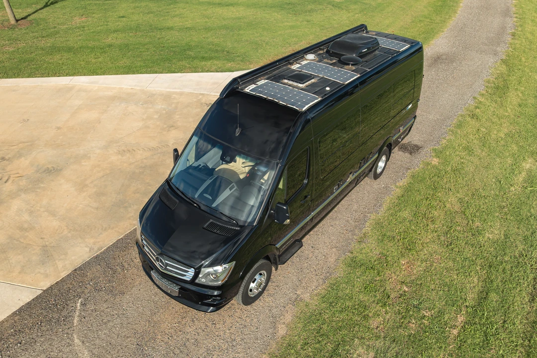 2018 Airstream - Image 26 of 31