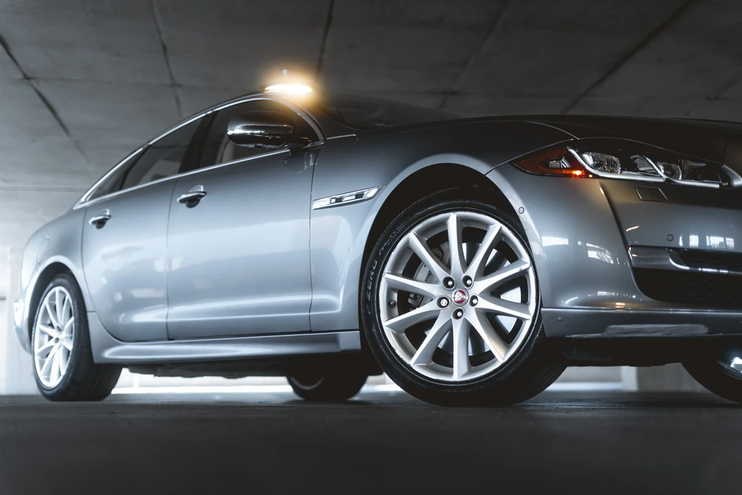 2018 Jaguar X351 XJ - Image 15 of 31
