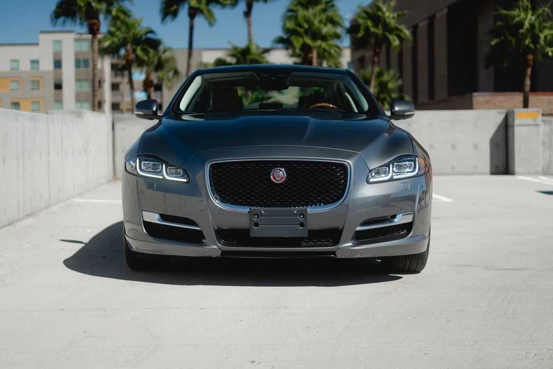 2018 Jaguar X351 XJ - Image 3 of 31