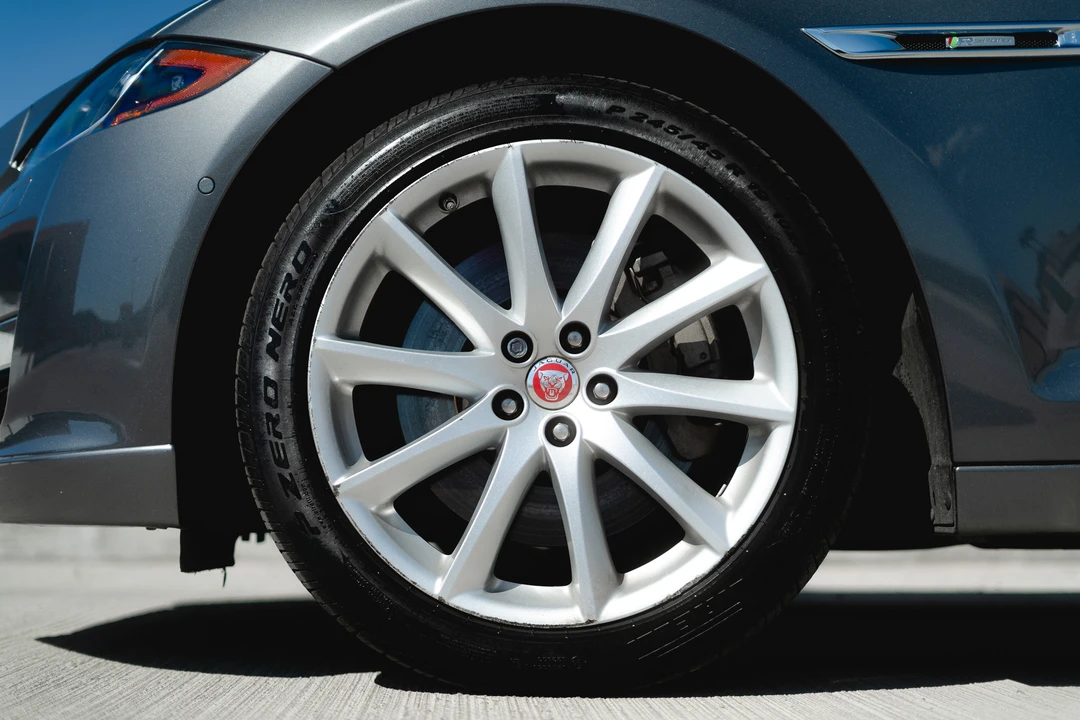2018 Jaguar X351 XJ - Image 23 of 31
