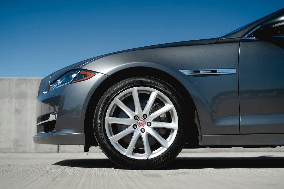 2018 Jaguar X351 XJ - Image 21 of 31