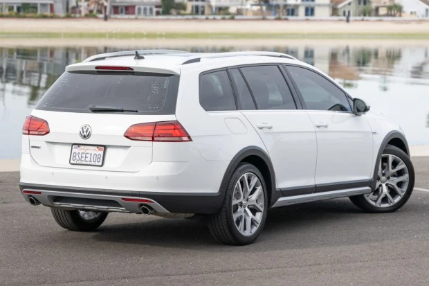 2019 Volkswagen Golf Mk7 - Image 2 of 8