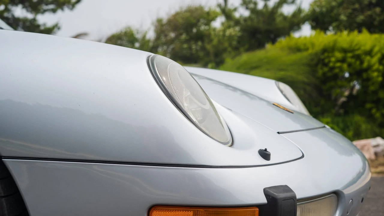 1996 Porsche 993 Carrera 4S - Image 14 of 31
