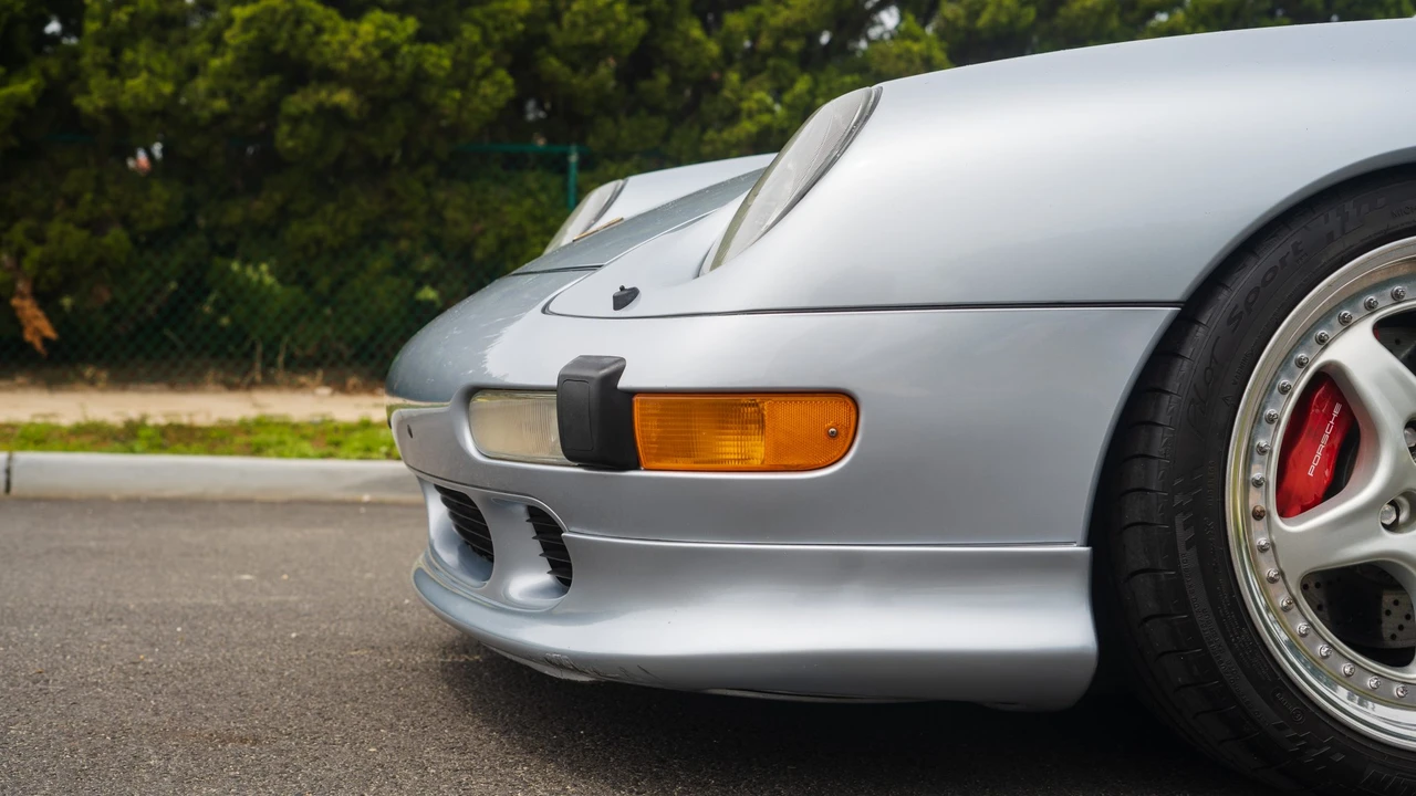 1996 Porsche 993 Carrera 4S - Image 16 of 31