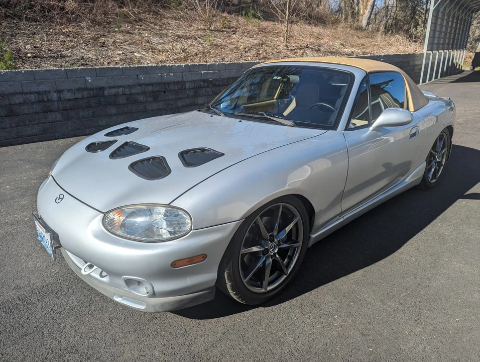 2000 Mazda NB MX-5 Miata - Image 18 of 31