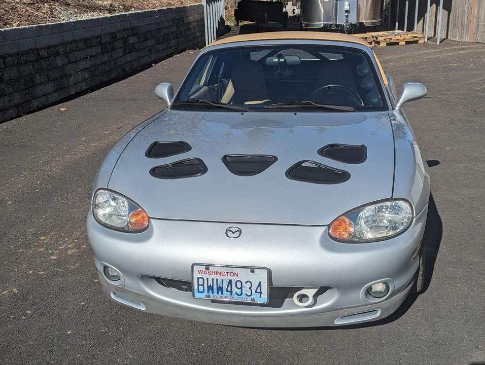 2000 Mazda NB MX-5 Miata - Image 16 of 31