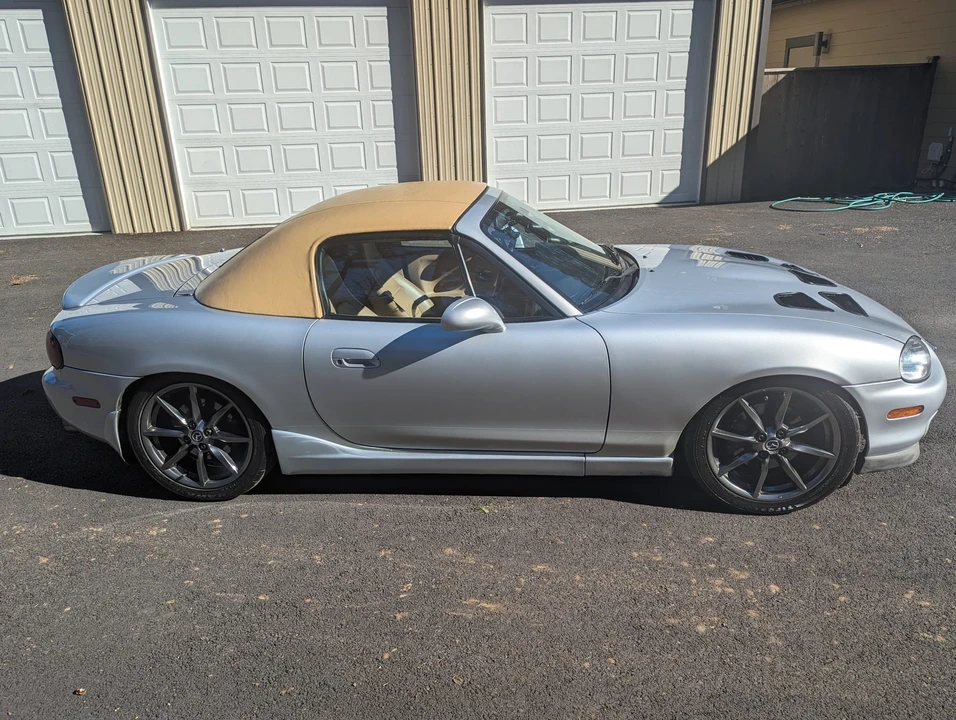 2000 Mazda NB MX-5 Miata - Image 25 of 31