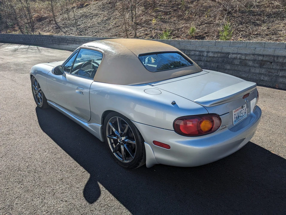 2000 Mazda NB MX-5 Miata - Image 21 of 31