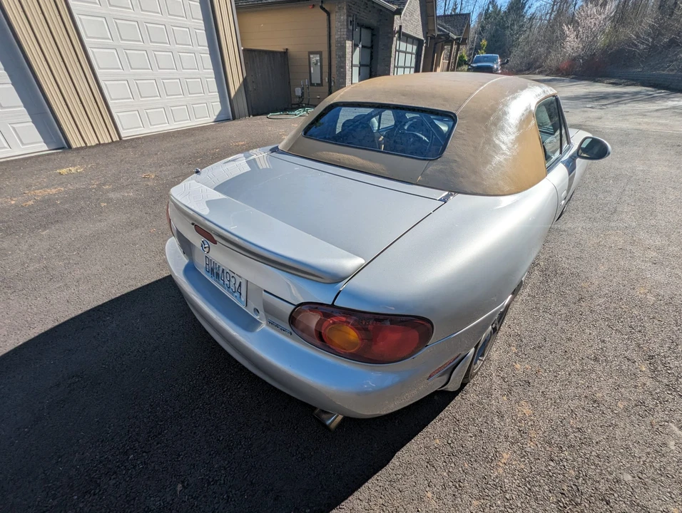 2000 Mazda NB MX-5 Miata - Image 24 of 31