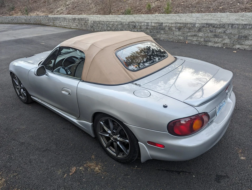 2000 Mazda NB MX-5 Miata - Image 9 of 31