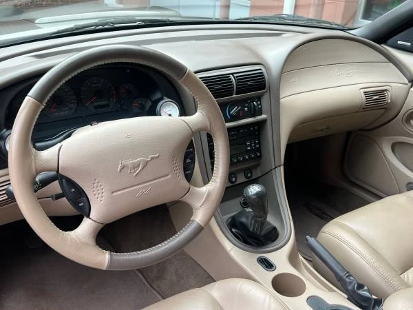 2002 Ford SN95 Mustang - Image 9 of 16