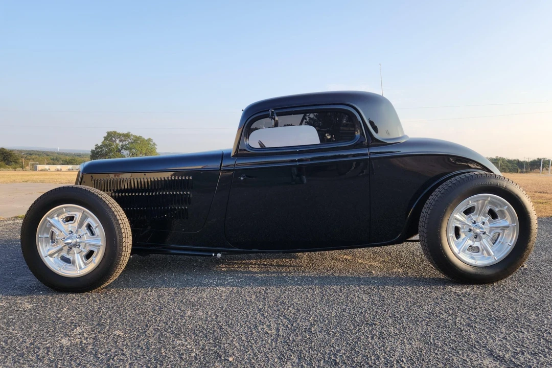 Ford Hot Rod - Image 2 of 31