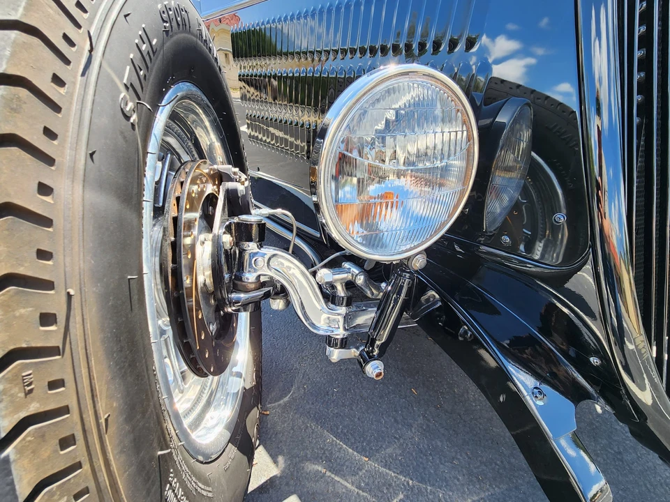 Ford Hot Rod - Image 11 of 31