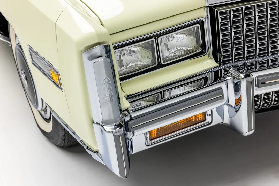 1976 Cadillac Eldorado 9th Gen - Image 27 of 31