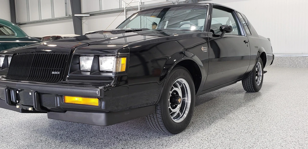 1987 Buick Grand National - Image 24 of 31