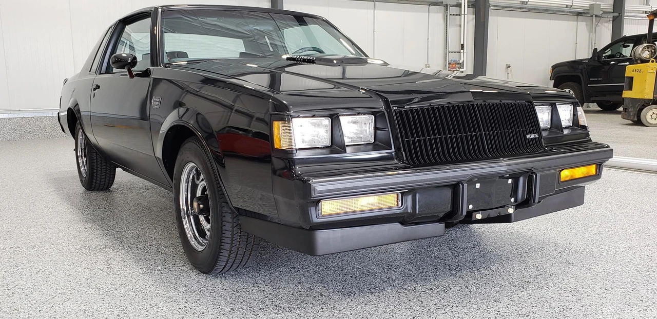 1987 Buick Grand National - Image 26 of 31